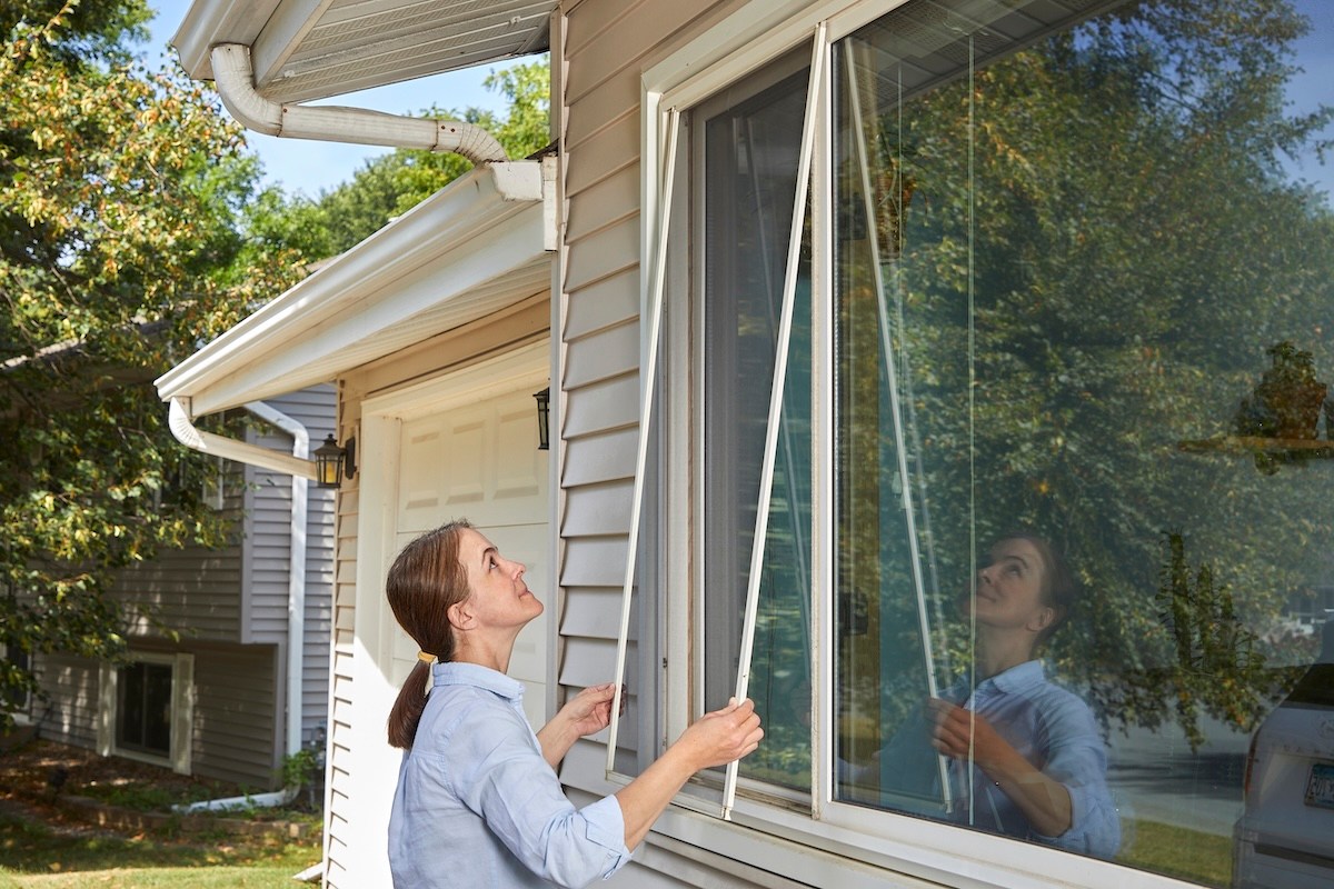 How to Replace a Window Screen in Five Steps