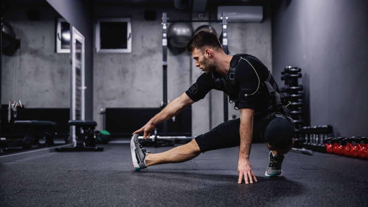 Should You Stretch Before a Workout? Pros and Cons Explained